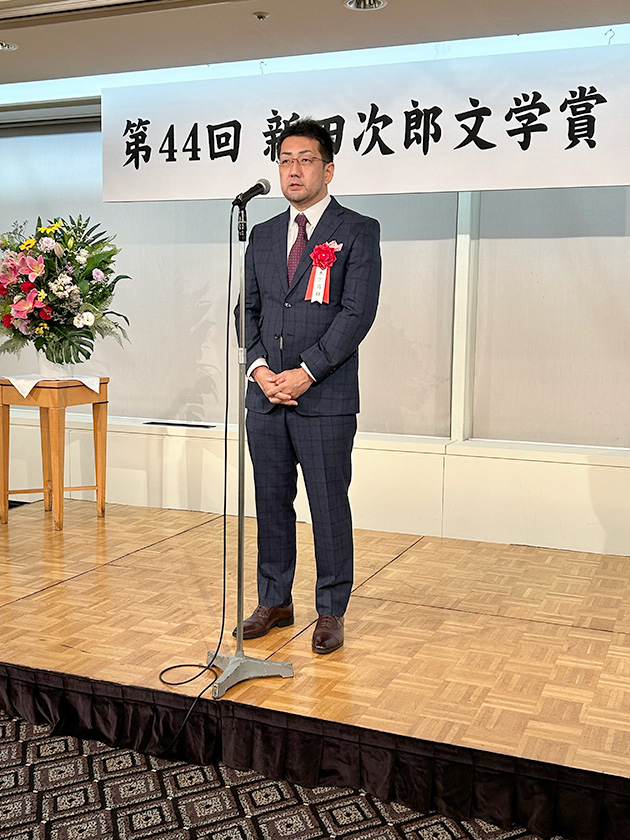 第44回受賞者 木下昌輝氏 ©新潮社